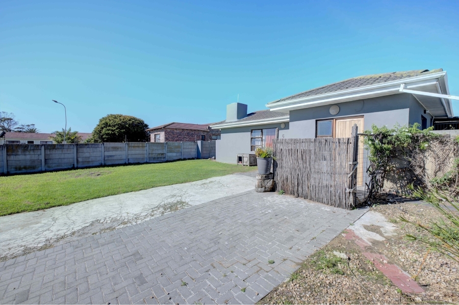 3 Bedroom Property for Sale in Sherwood Eastern Cape